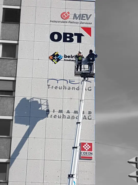 Innen- & Aussenbeschriftung, Beispiel